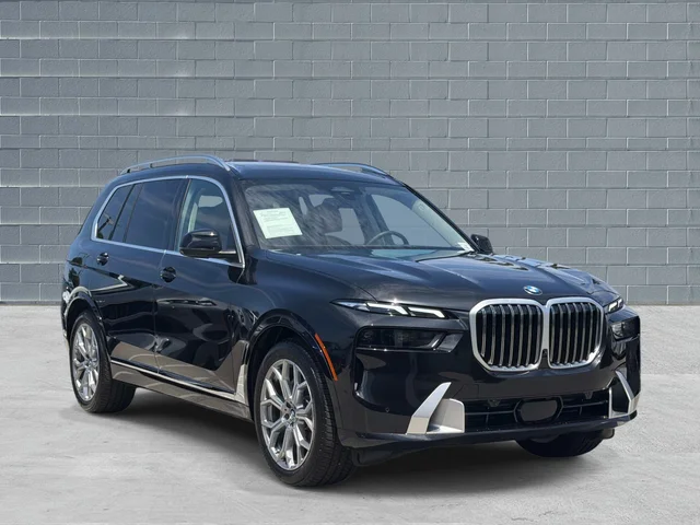 2026 BMW X7 xDrive40i Sports Activity Vehicle