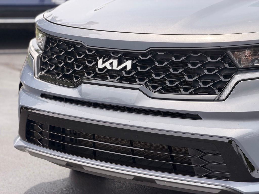 Used 2022 Silver Kia S image 10