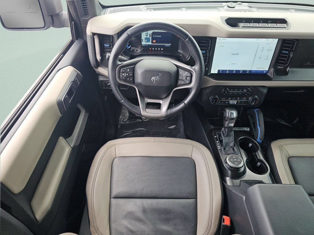 Used 2022 Gray Metallic Ford Wildtrak image 4