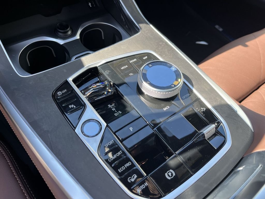 New 2027 Carbon Black Metallic BMW xDrive40i image 20