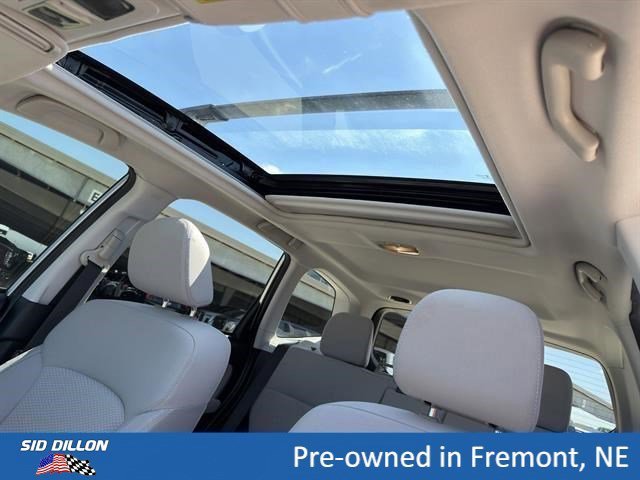 Used 2015 Ice Silver Metallic Subaru 2.5i Premium image 13