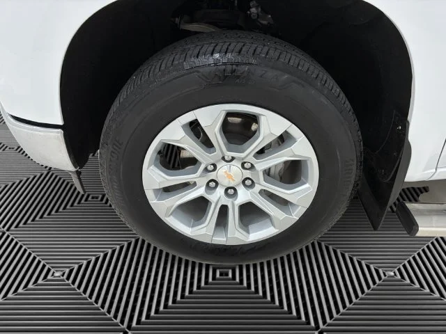 Certified Used 2026 Summit White Chevrolet LTZ image 9