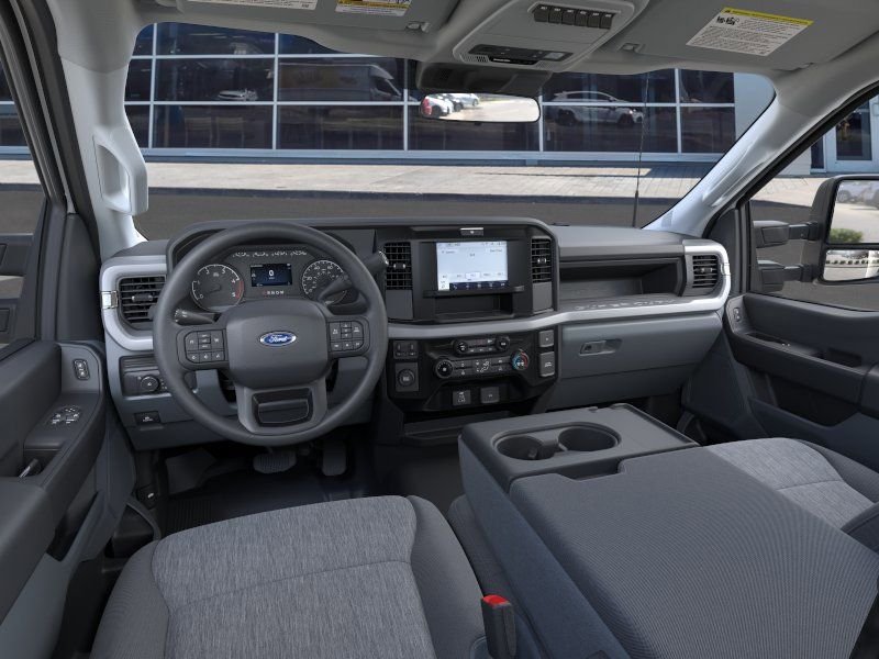 New 2026 Oxford White Ford XL image 9