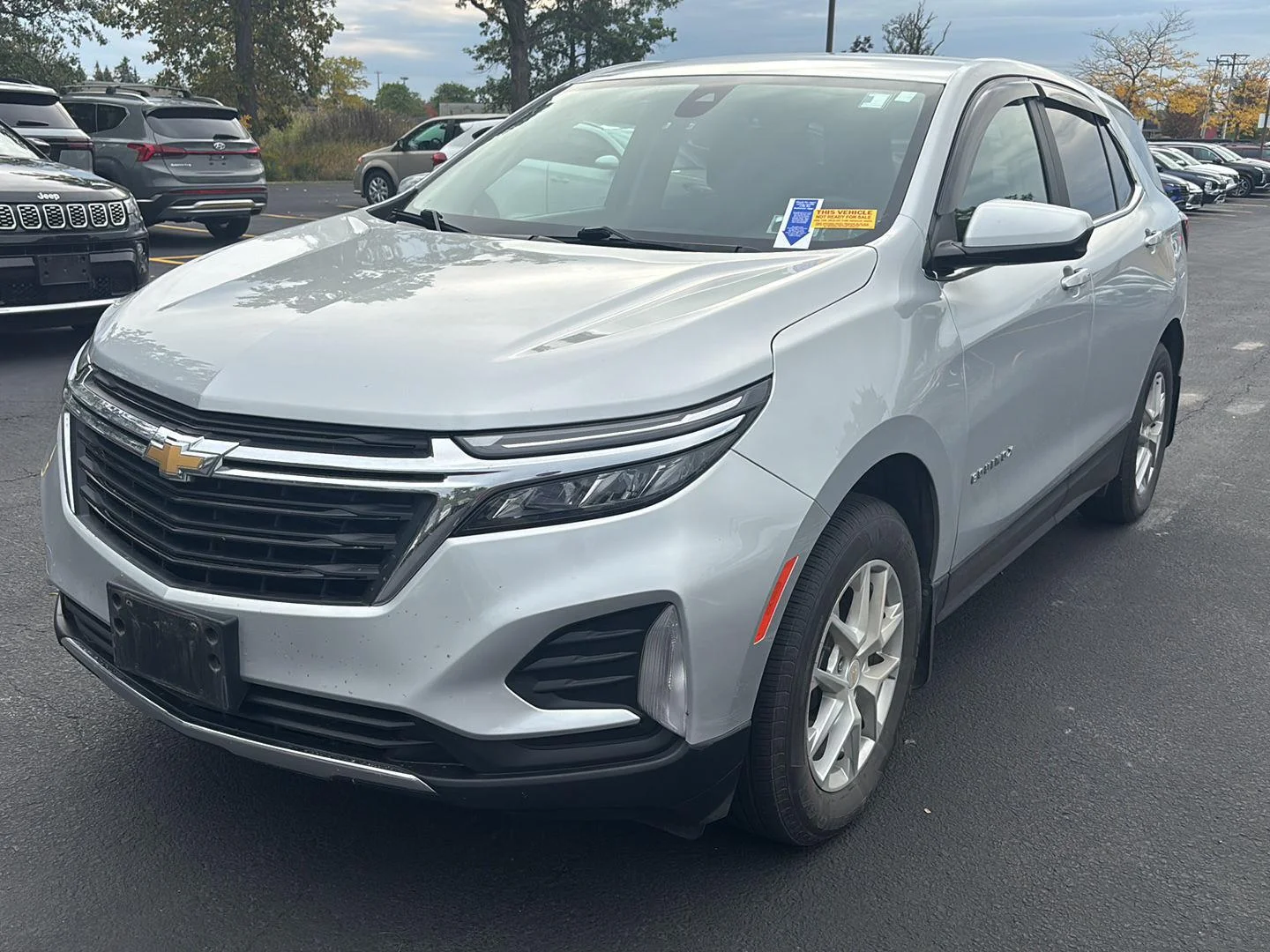 Used 2022 Silver Ice Metallic Chevrolet LT image 3