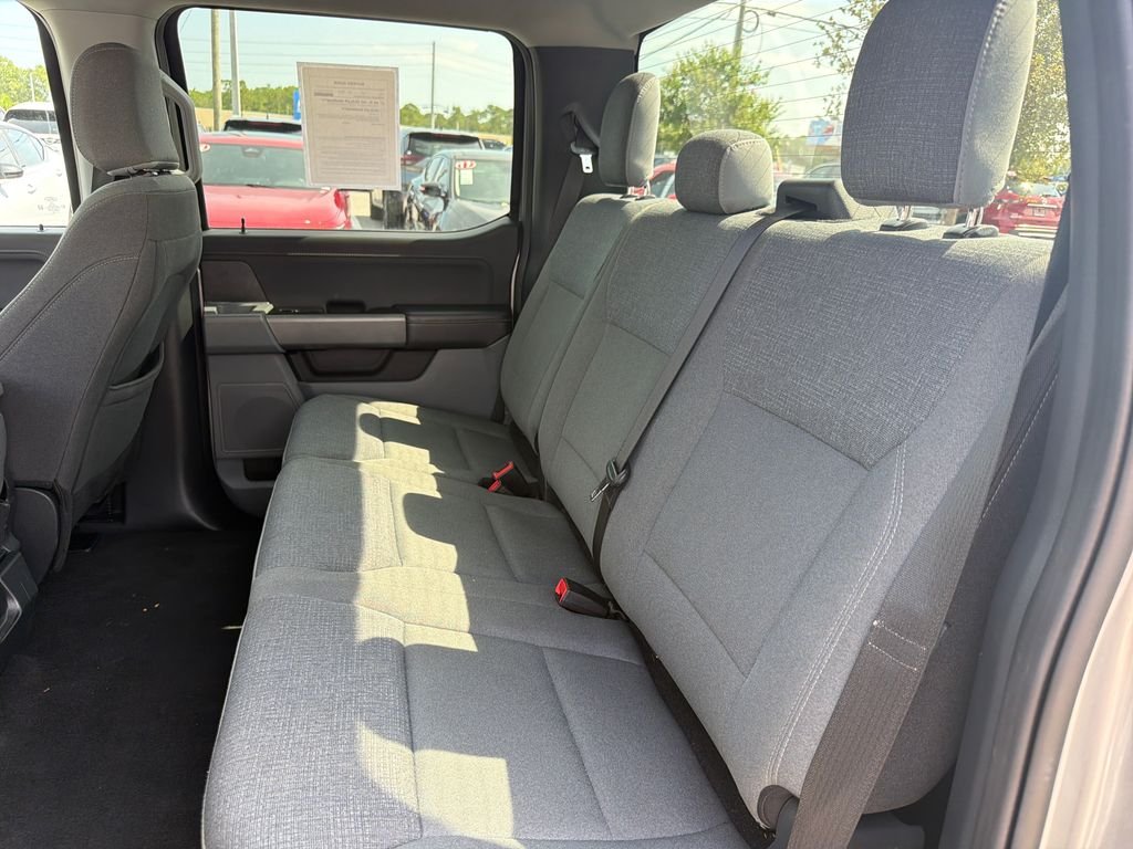 Used 2025 Silver Metallic Ford XLT image 26