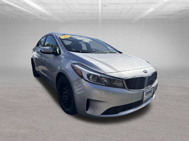 Used 2018 Silky Silver Kia LX image 9