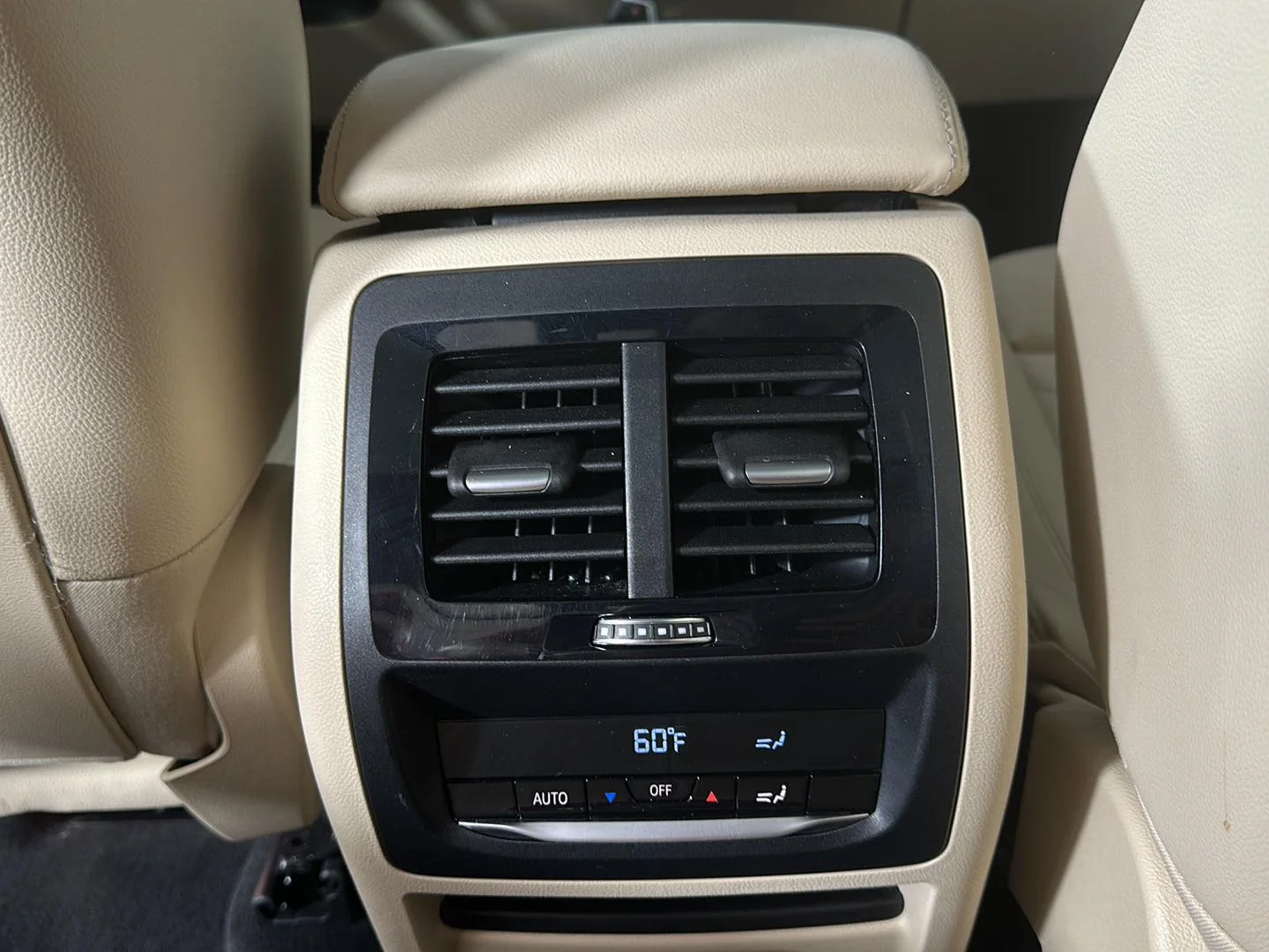 Used 2020 Alpine White BMW xDrive30i image 21
