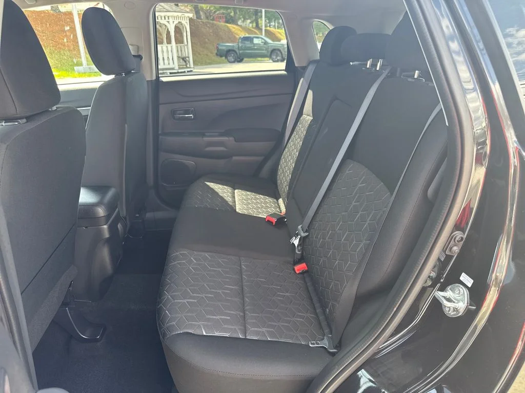 2024 Mitsubishi Outlander Sport ES - Photo 23