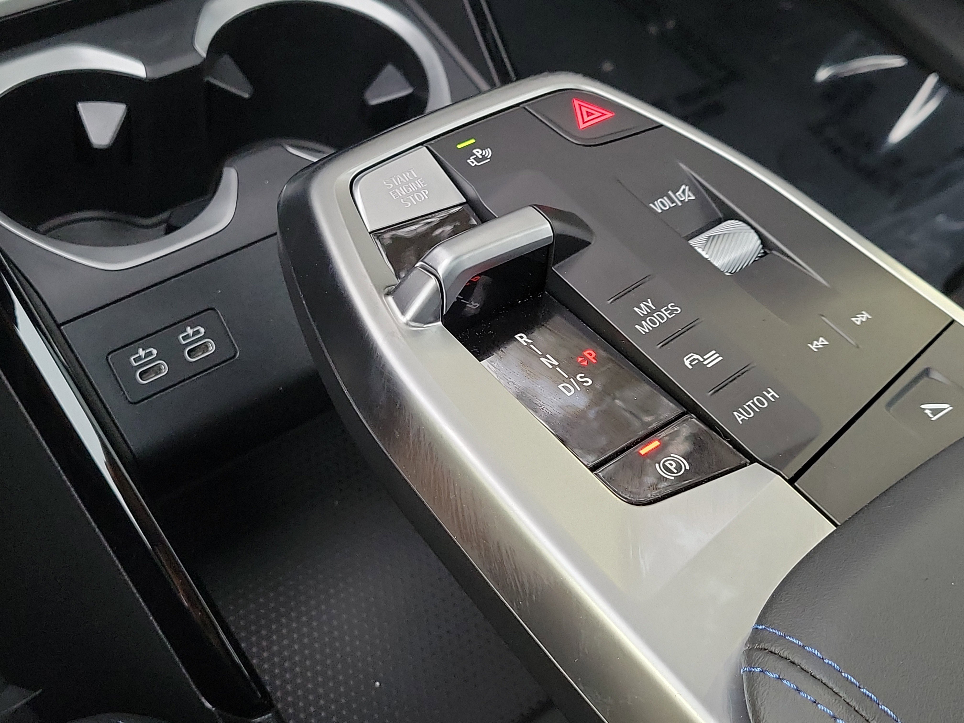 New 2026 Black Sapphire Metallic BMW M35i image 25