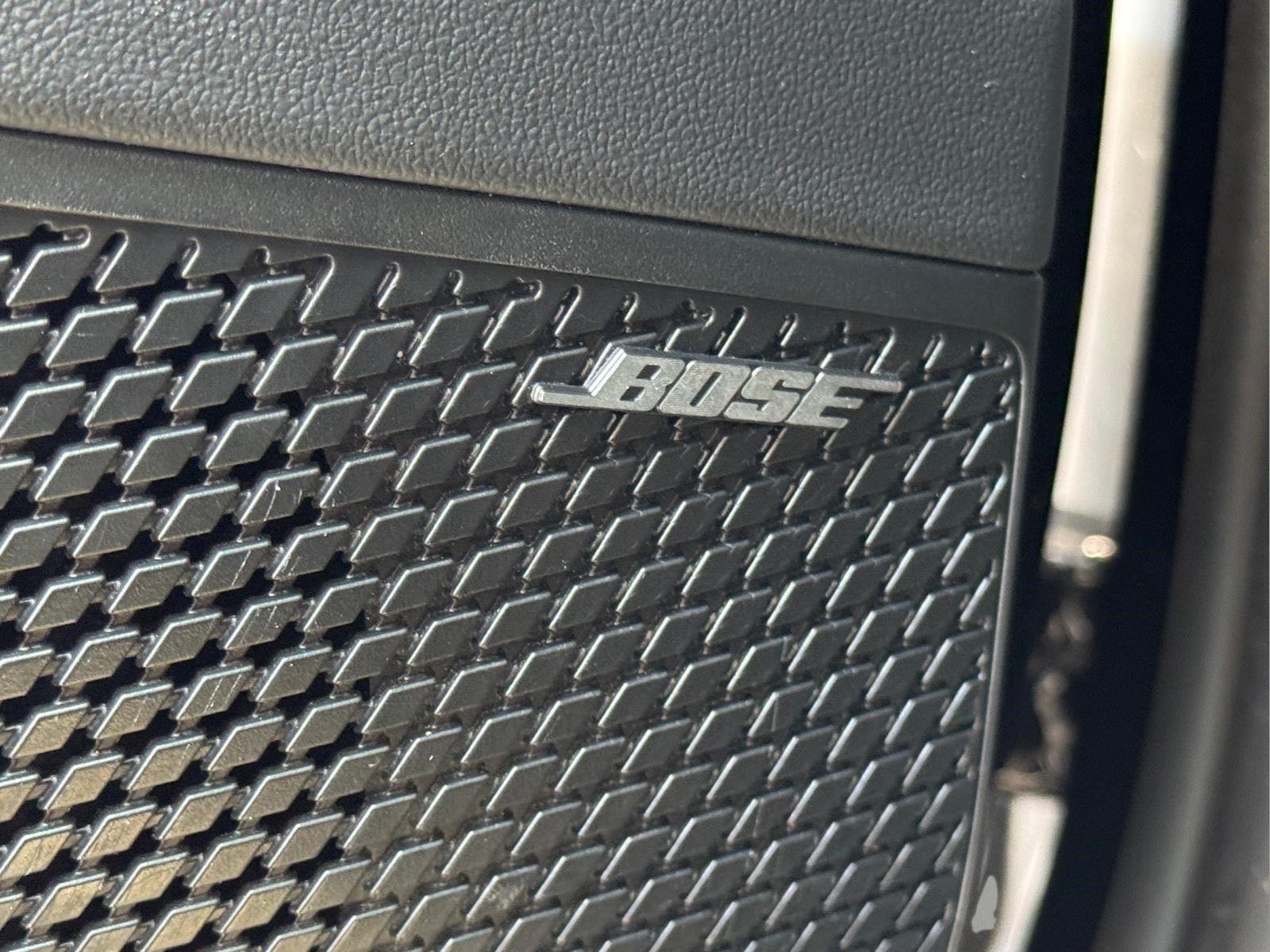 Used 2024 Abyss Black Hyundai Limited image 20