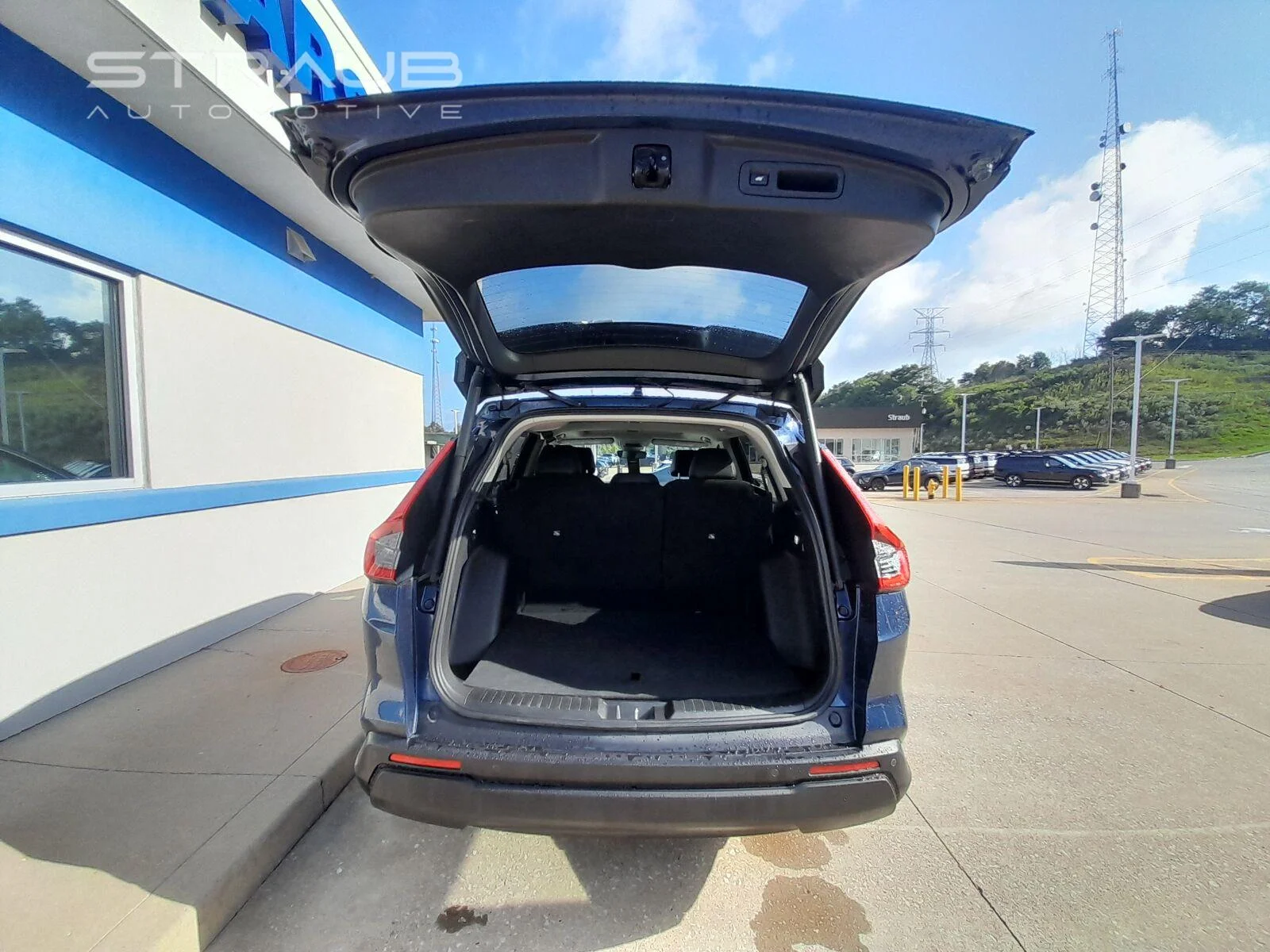 Used 2025 Canyon River Blue Metallic Honda EX-L image 57