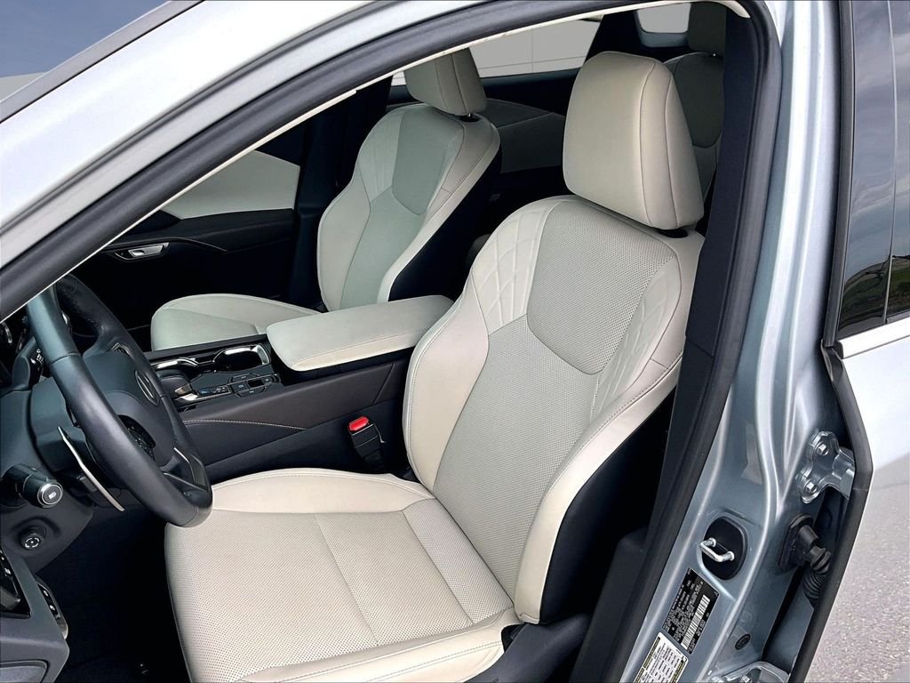 Used 2024 Silver Lexus 350 image 5