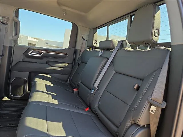 New 2026 Onyx Black GMC Elevation image 14