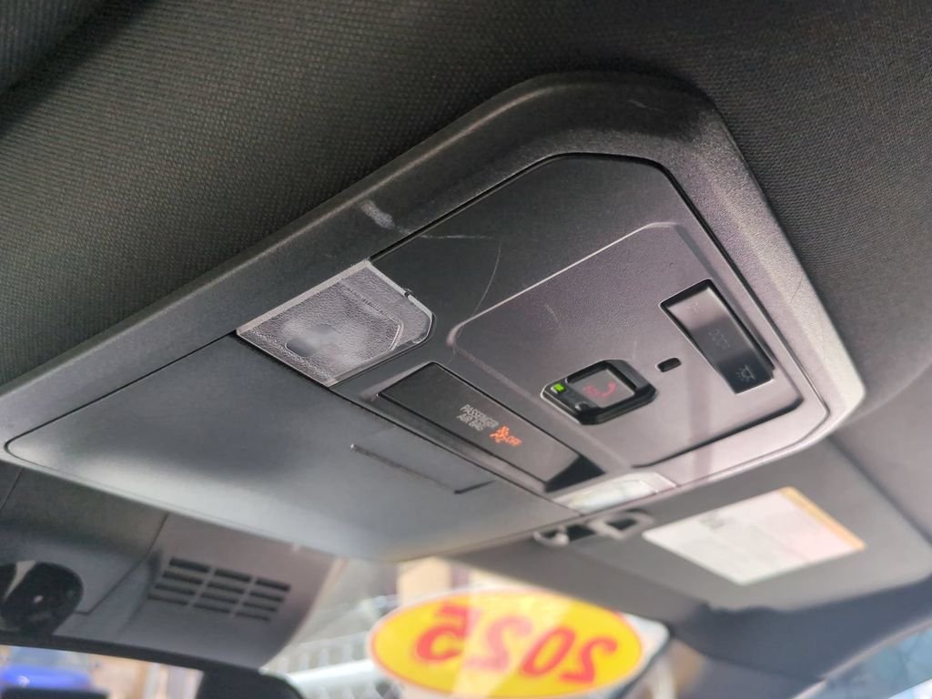 Used 2025 White Toyota SR image 23