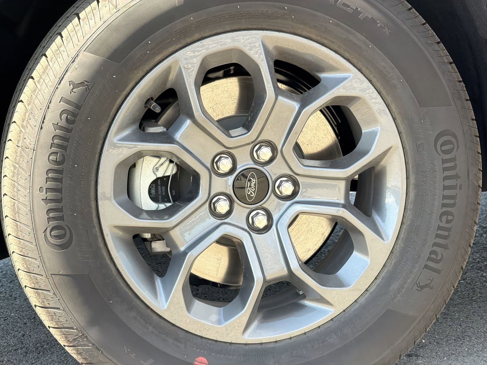 New 2026 Shadow Black Ford XLT image 14