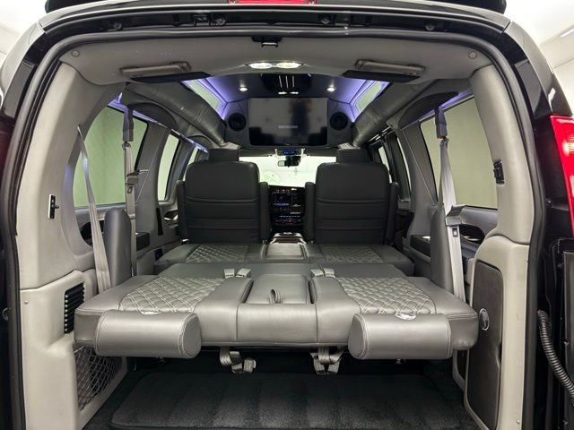 Used 2025 Onyx Black GMC Explorer Limited SE image 11