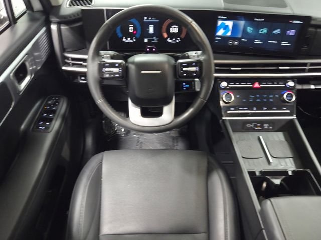 Used 2024 White Hyundai SEL image 6