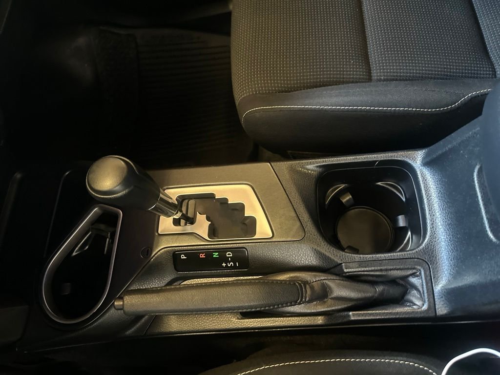Used 2016 White Toyota XLE image 17