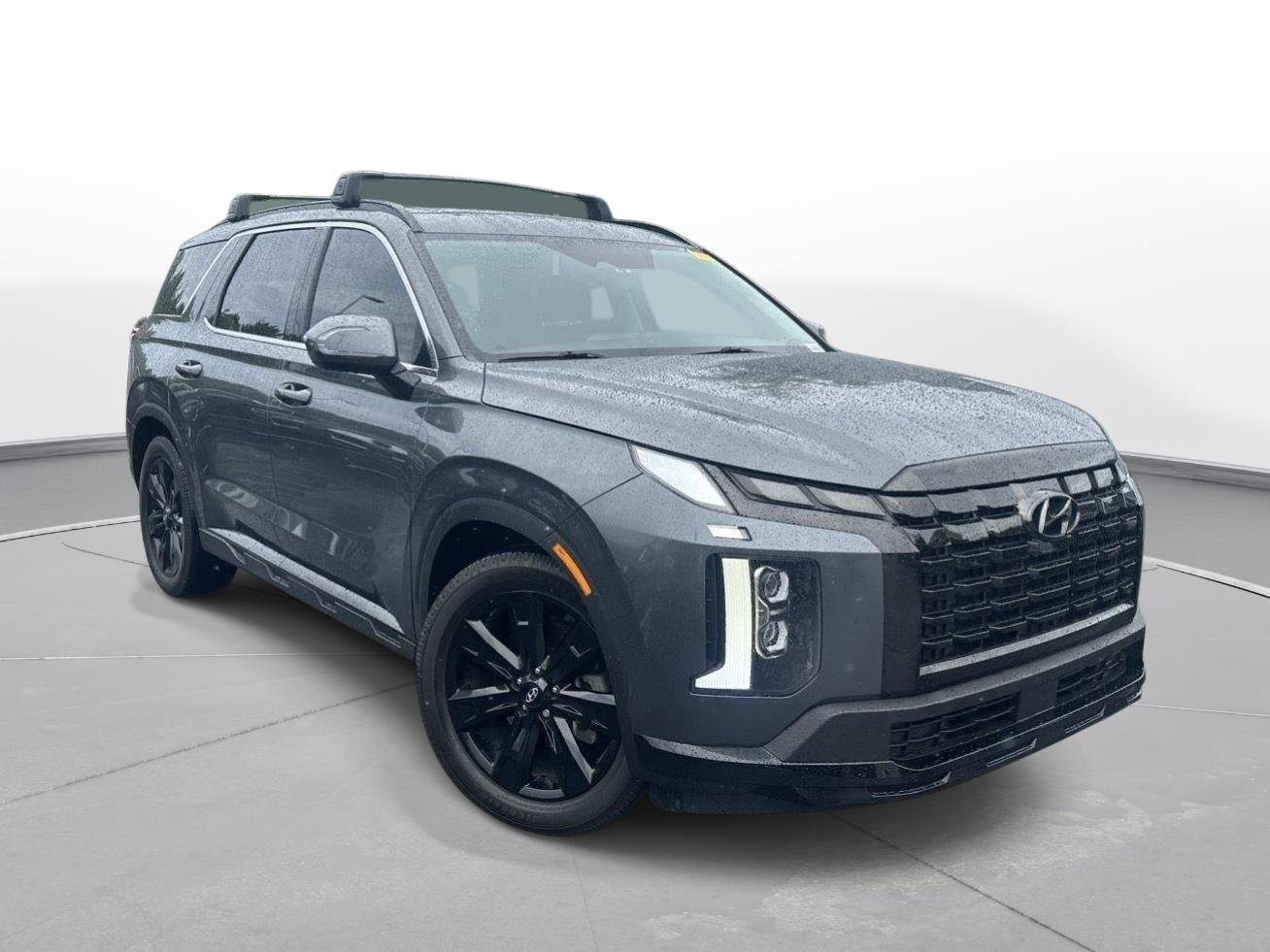 Used 2024 Steel Graphite Hyundai XRT image 4