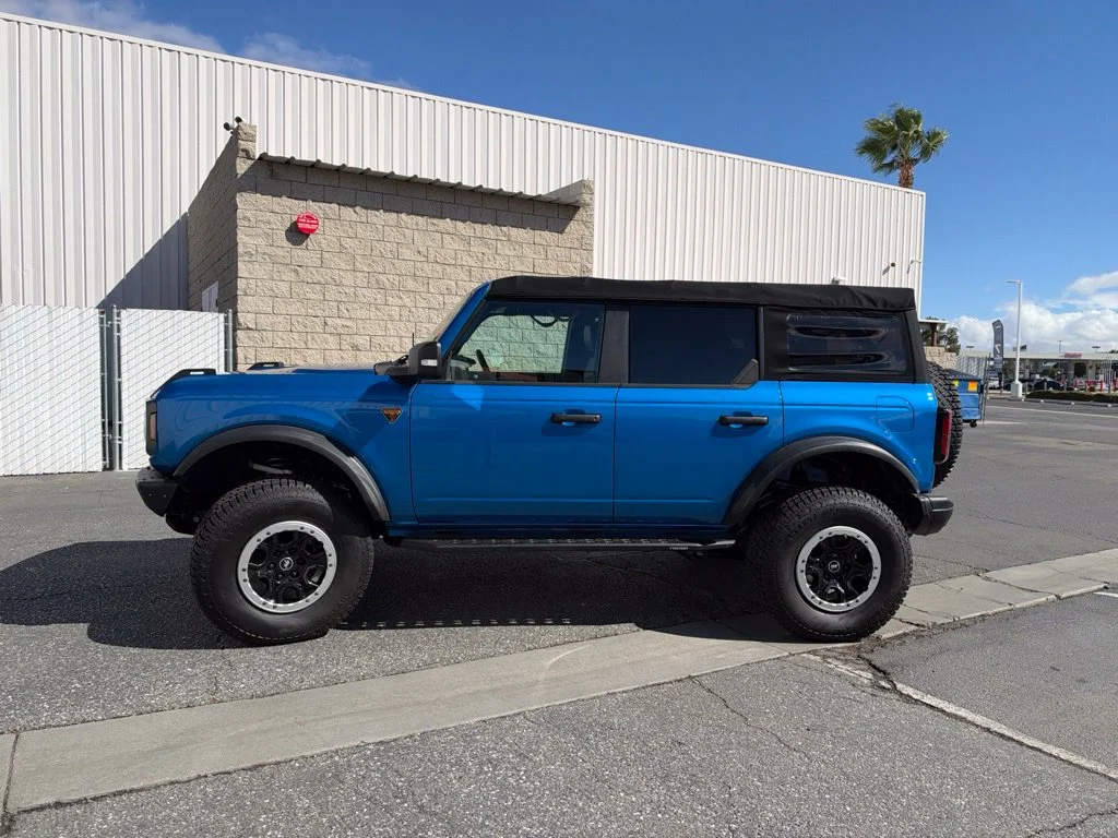Used 2021 Blue Ford Badlands image 2