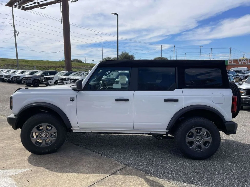 New 2026 White Ford Big Bend image 6