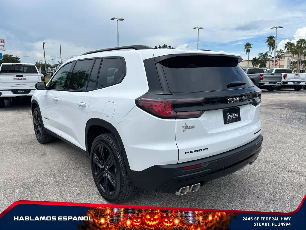 New 2026 Summit White GMC Elevation image 7