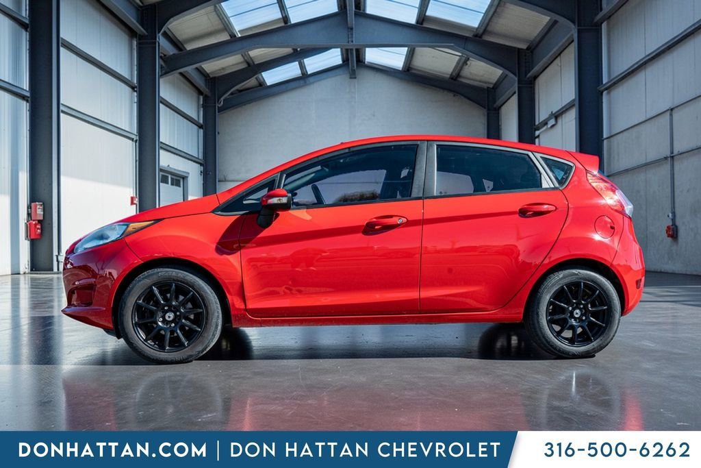 Used 2015 Ford Fiesta SE with VIN 3FADP4EJ9FM195713 for sale in Park City, KS