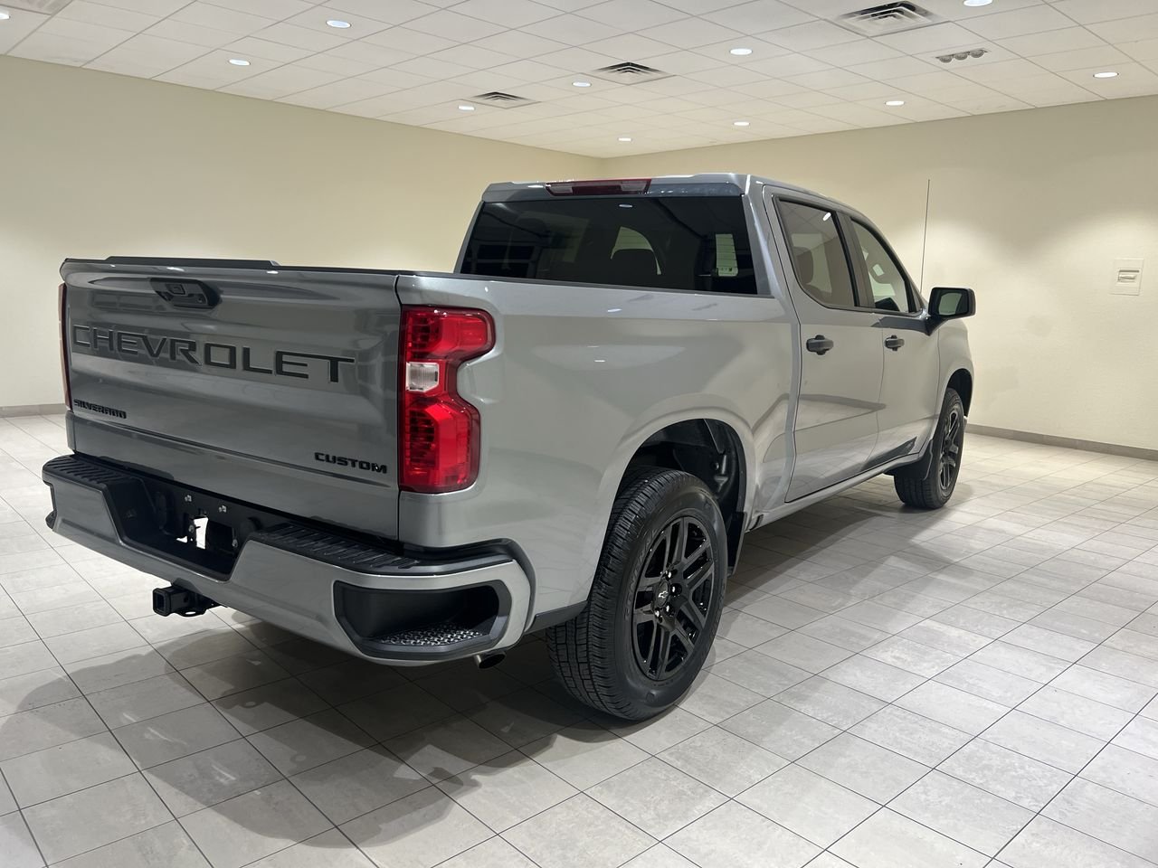 2025 Chevrolet Silverado 1500 Custom - Photo 42