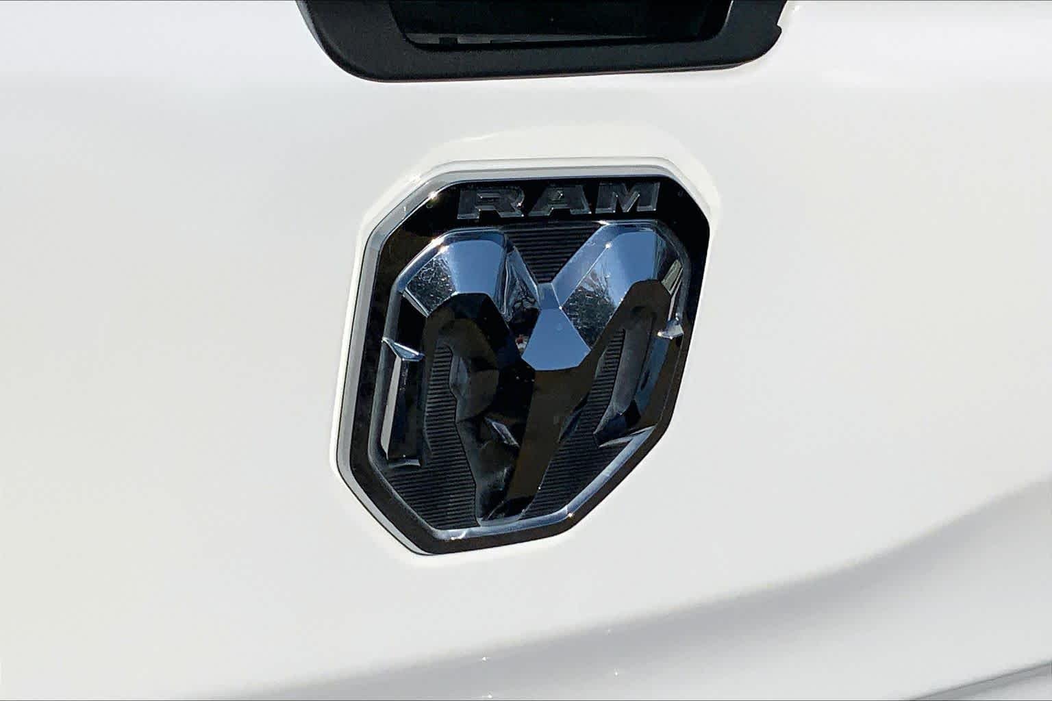 Used 2023 Bright White Clearcoat Ram Big Horn image 31