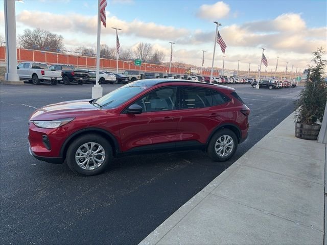 New 2026 Rapid Red Metallic Tinted Clearcoat Ford Active® image 5