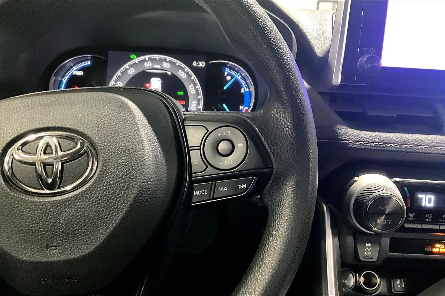 Used 2025 Ruby Flare Pearl Toyota Hybrid XLE image 25