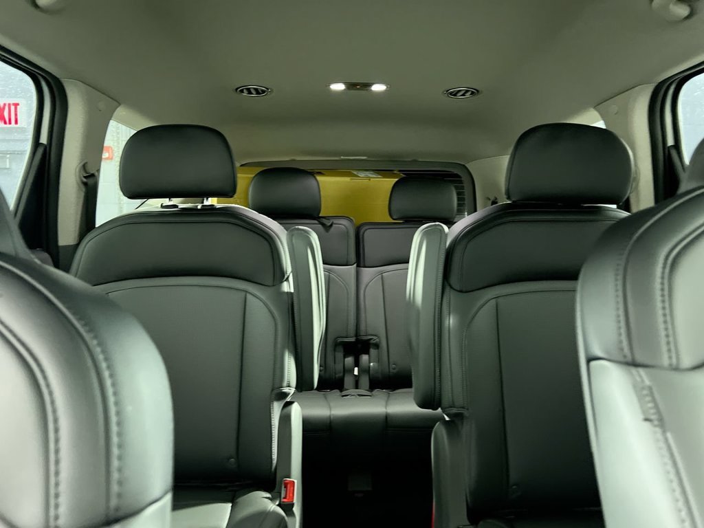 New 2026 White Kia Light image 34