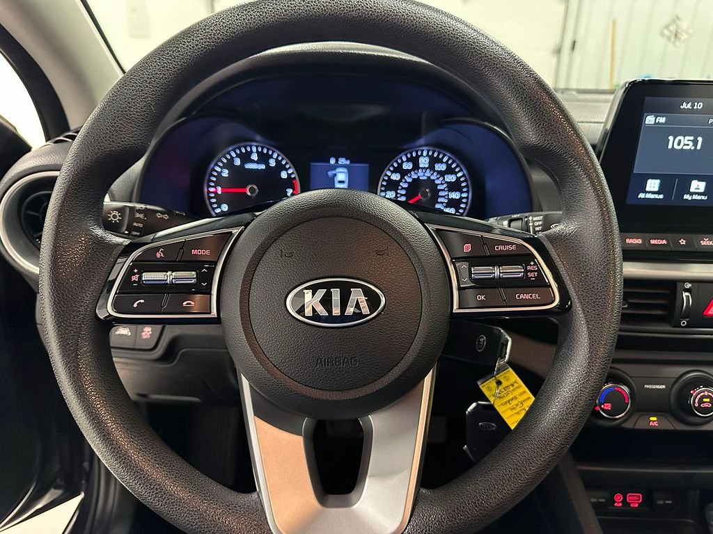 Used 2020 Gray Kia LXS image 27