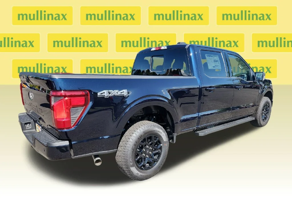 New 2026 Blue Ford XLT image 3
