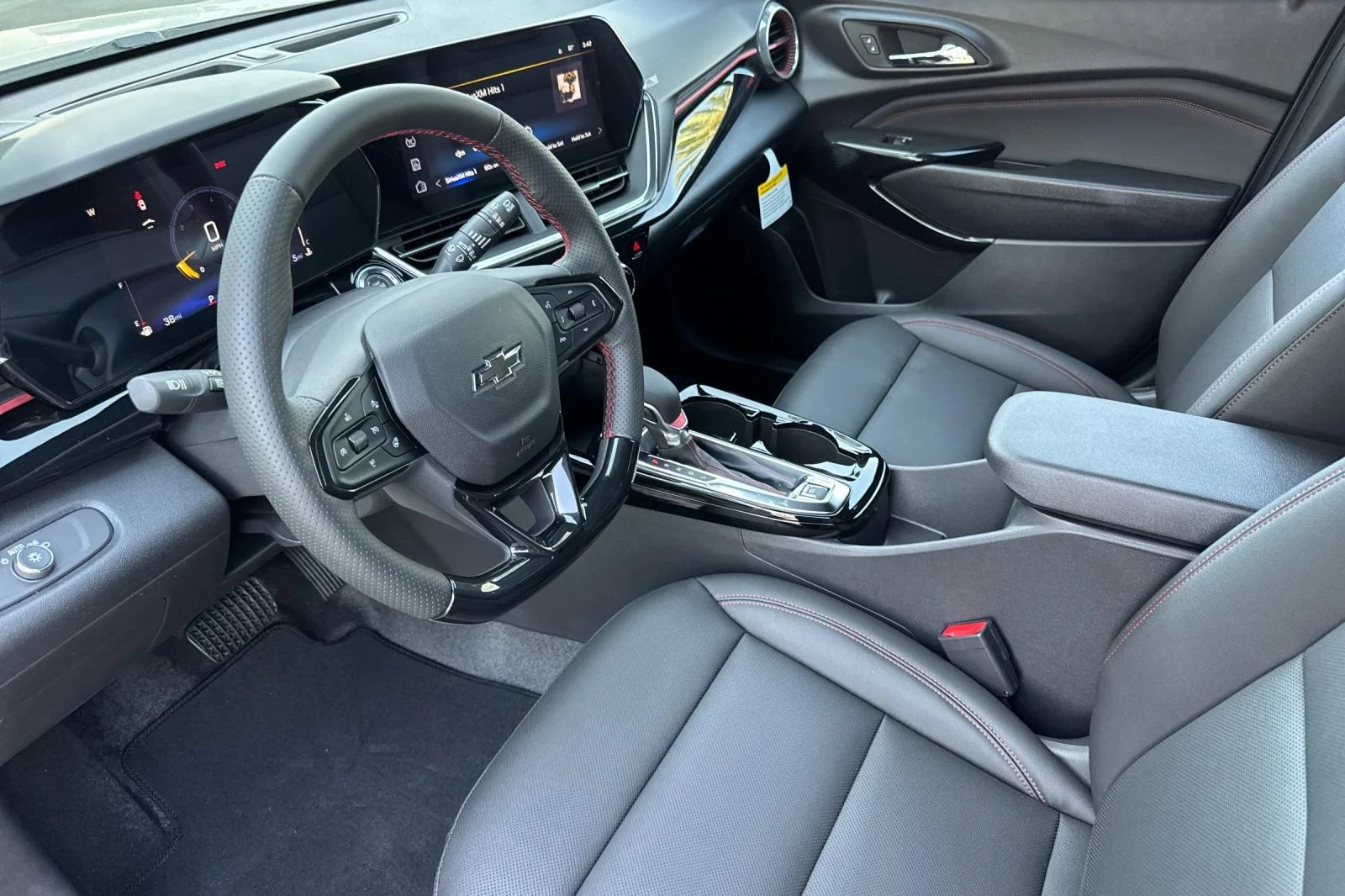 2026 Chevrolet Trax RS - Photo 9
