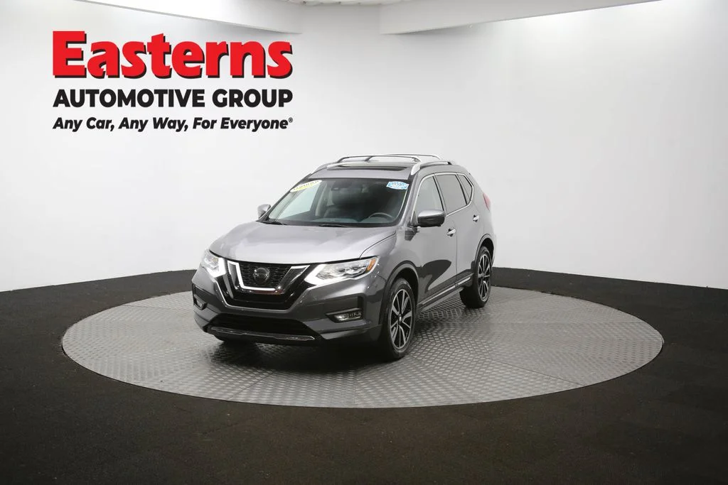 Used 2019 Gray Nissan SL image 57