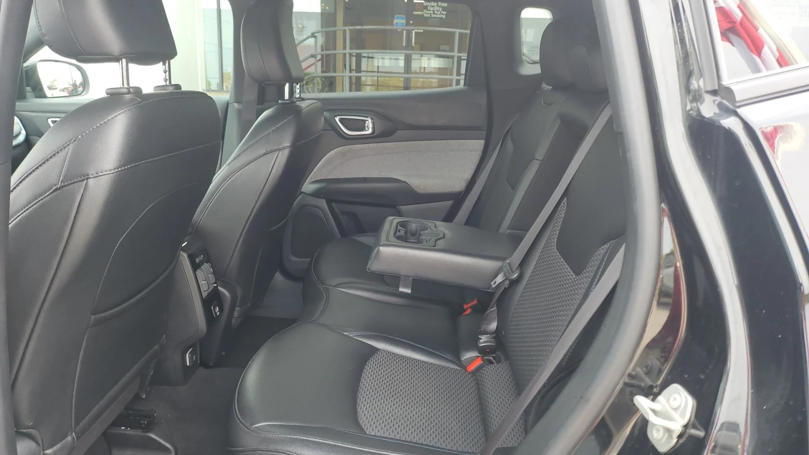 Used 2024 Black Jeep Latitude image 12