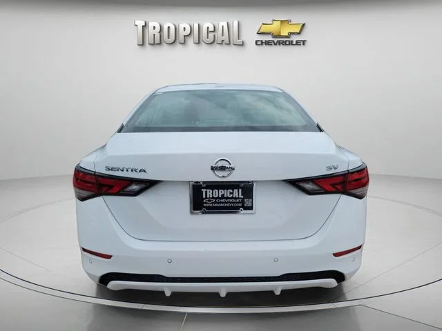 Used 2023 White Nissan SV image 4