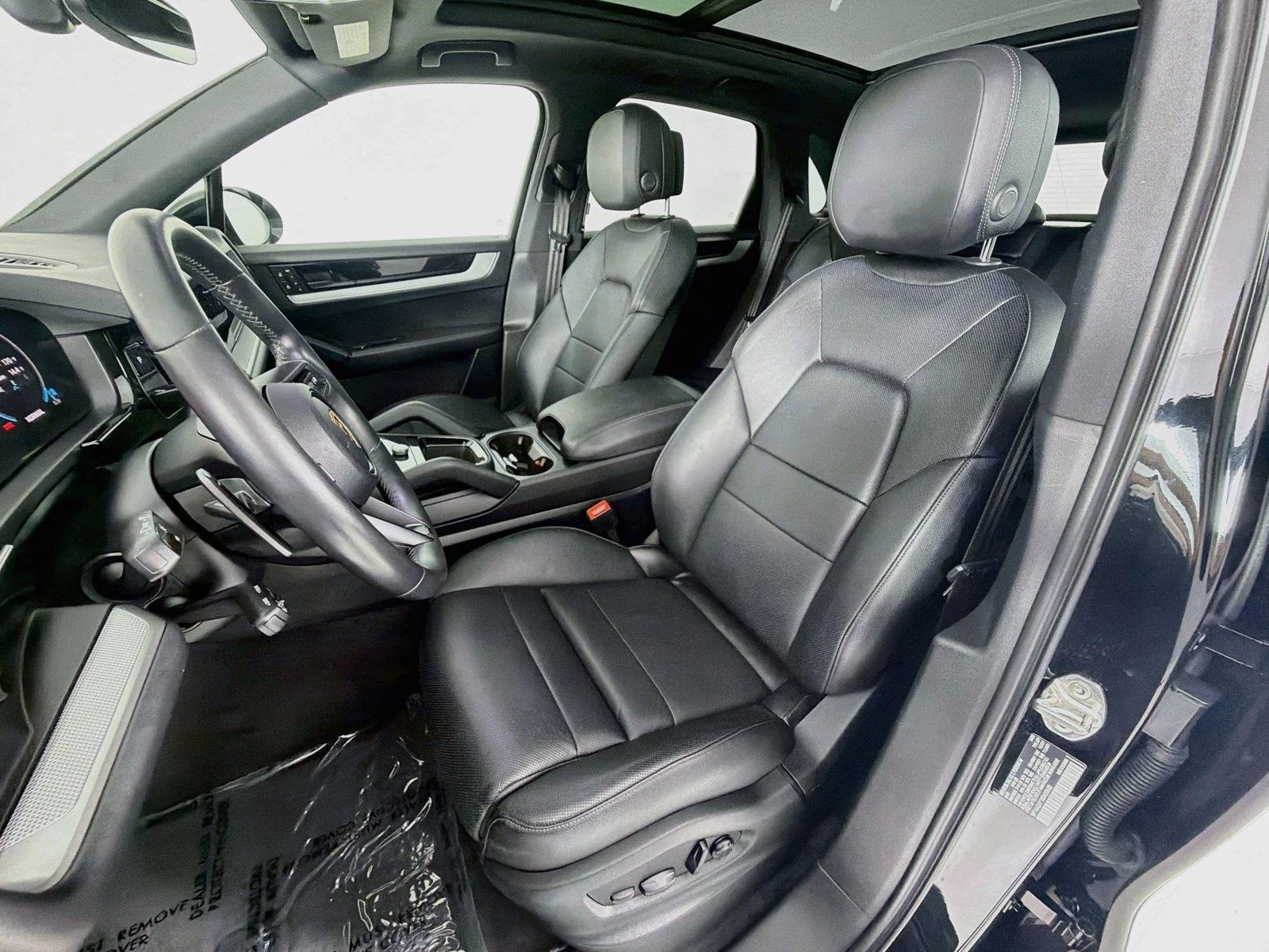 Certified Used 2024 Chromite Black Metallic Porsche  image 5