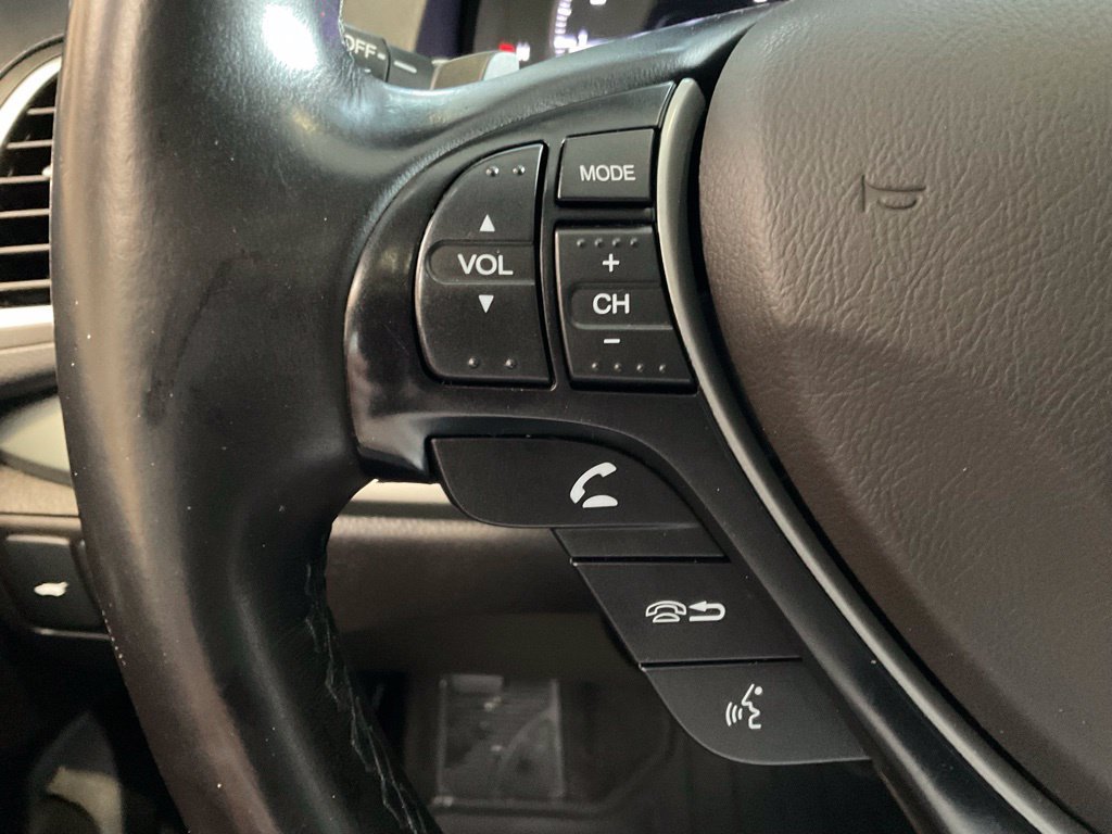 Used 2018 Silver Acura Technology Package image 13