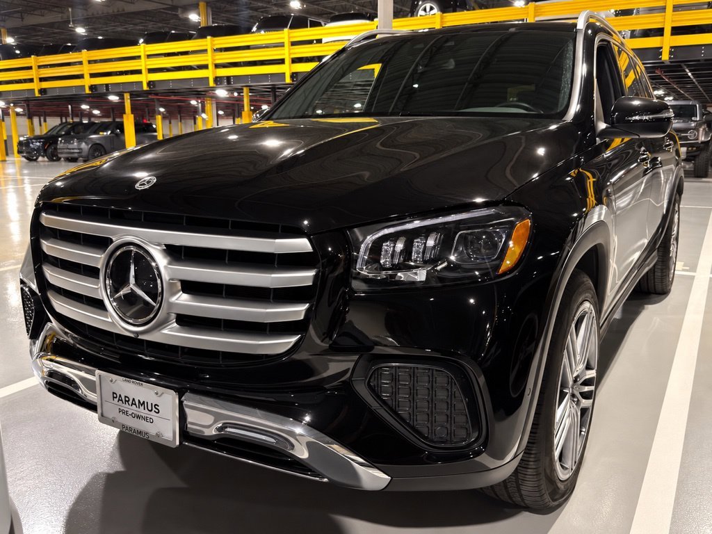 Used 2025 Obsidian Black Metallic Mercedes-Benz GLS 450 image 1