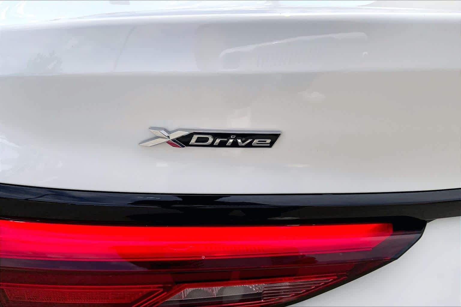 Used 2020 Alpine White BMW 228i xDrive image 9