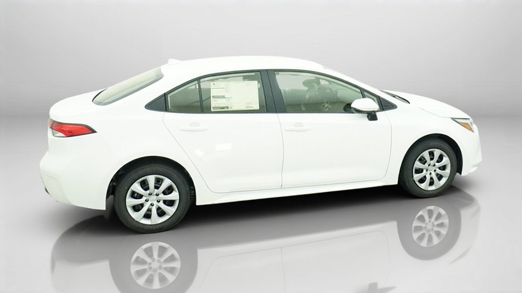 New 2027 Ice Cap Toyota Hybrid LE image 8