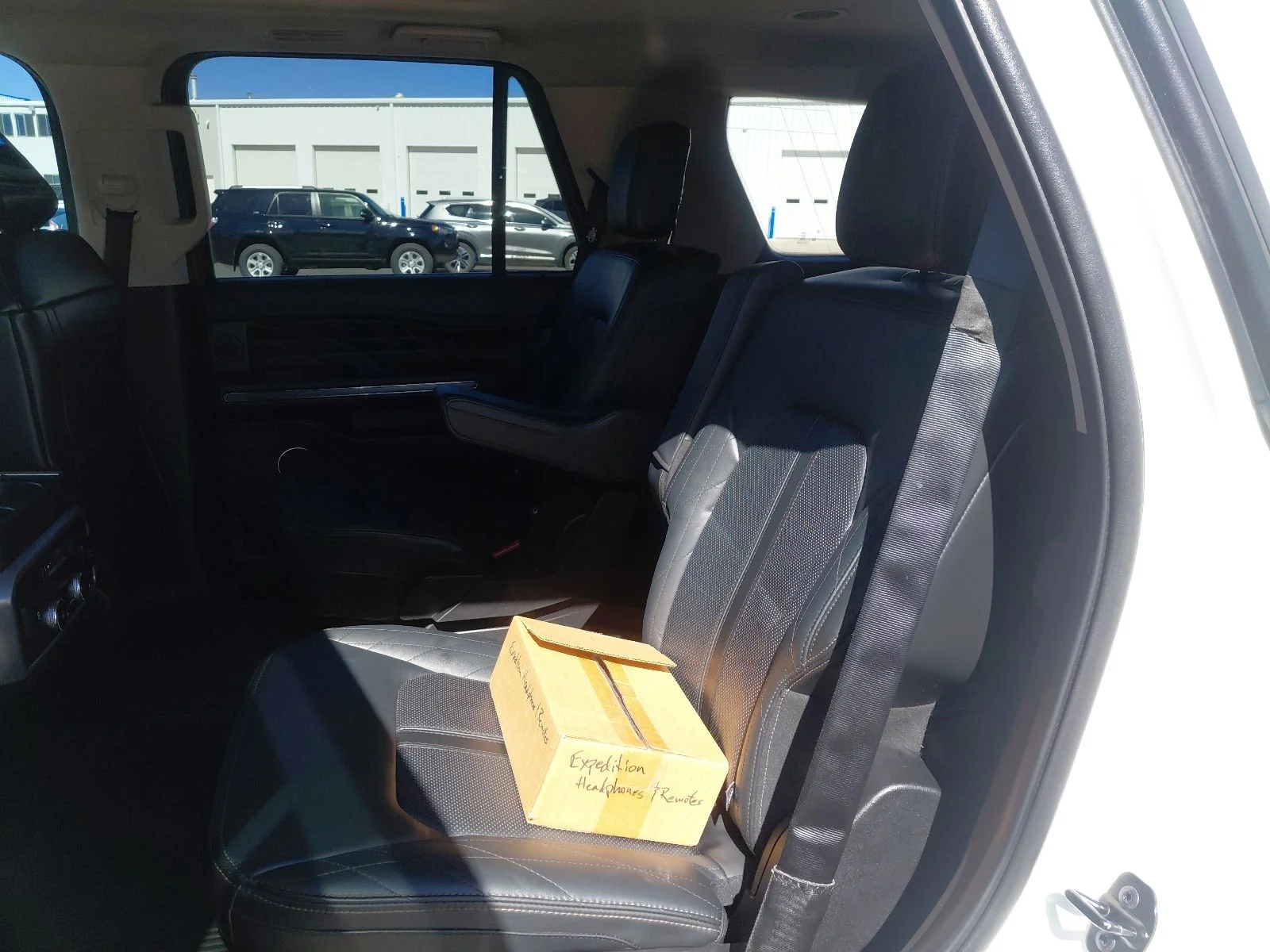 Used 2020 White Ford Platinum image 20