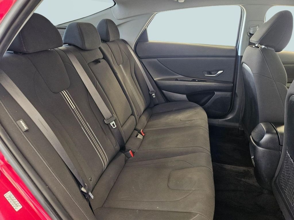2024 Hyundai Elantra SEL - Photo 28