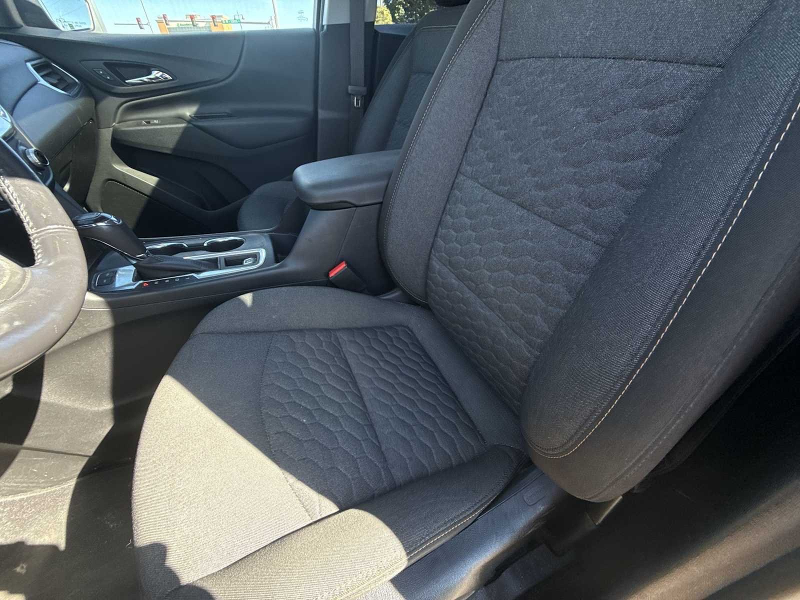 2018 Chevrolet Equinox LT - Photo 34