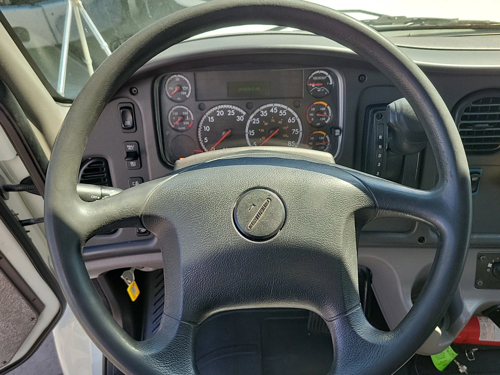 Used 2019 White Freightliner  image 25