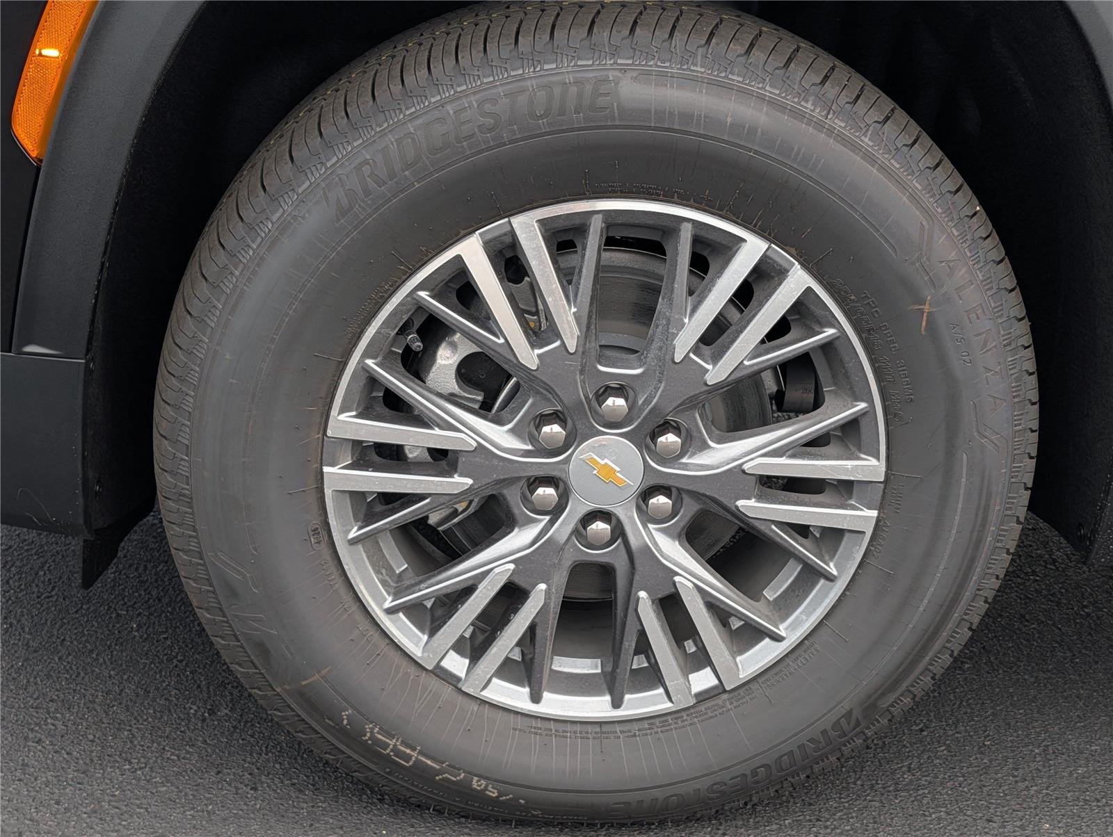 2026 Chevrolet Traverse LT - Photo 9