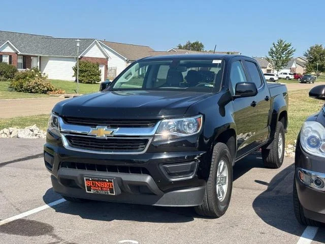 Used 2018 Black Chevrolet  image 1