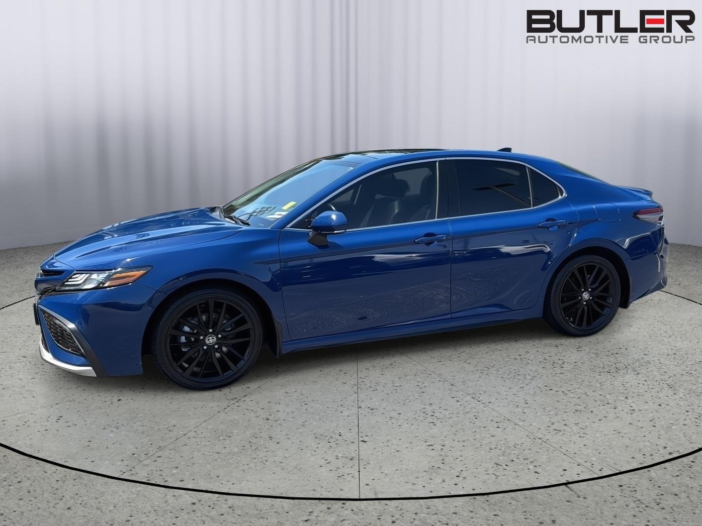 Used 2024 Reservoir Blue Toyota XSE image 3